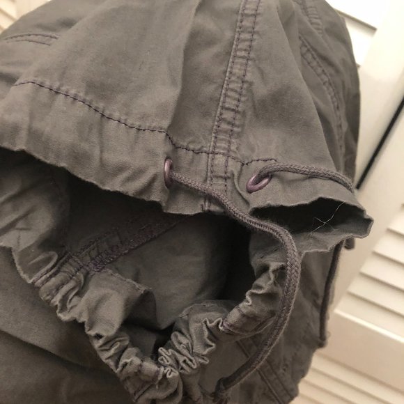 Norma Kamali women cargo dark grey capri/cropped - Picture 10 of 10